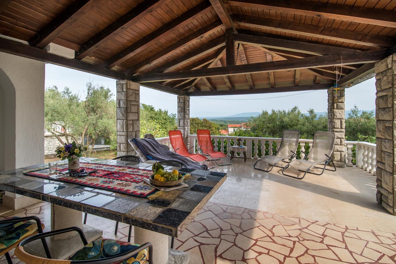 Lucy Villa Krk Town Exterior photo